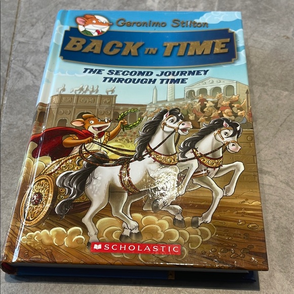 Geronimo Stilton Back in Time Book - Picture 2 of 4